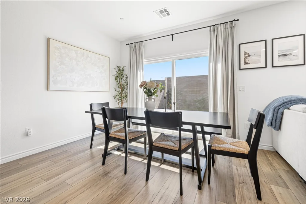 9739 Harper Edge, Las Vegas, NV 89143