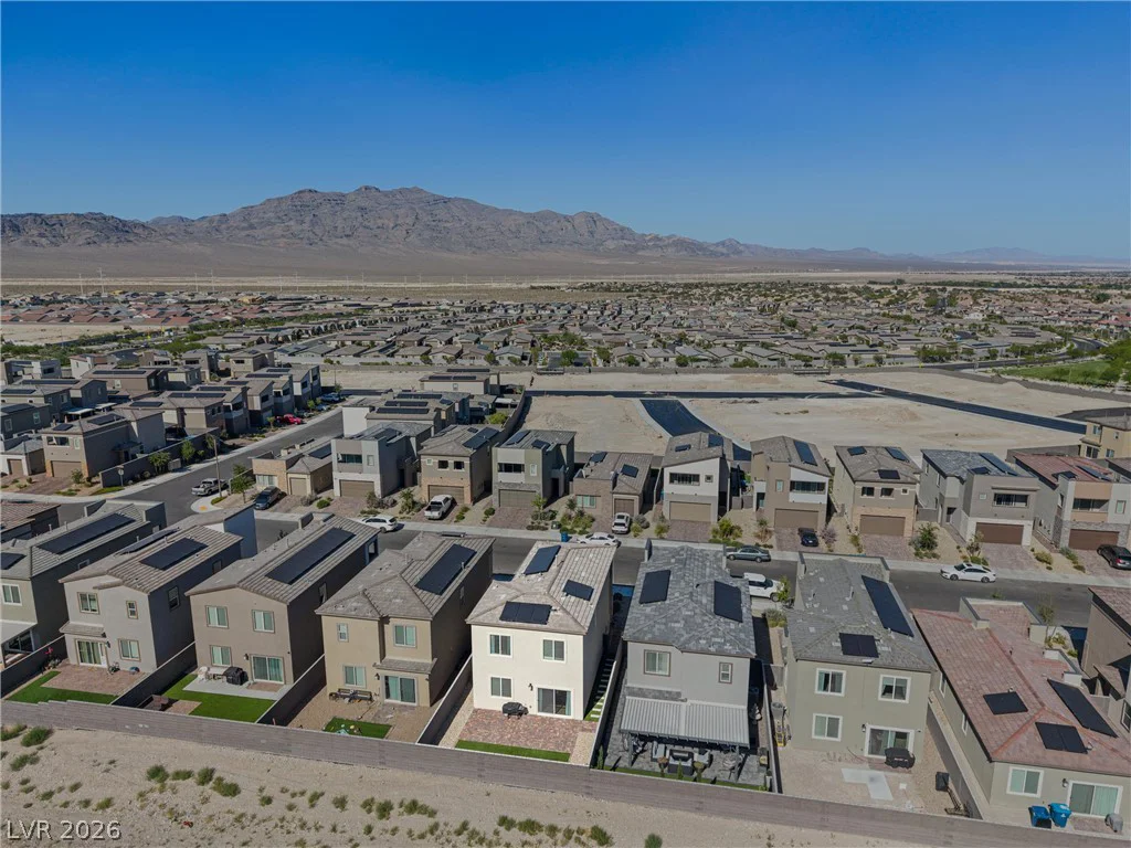 9739 Harper Edge, Las Vegas, NV 89143