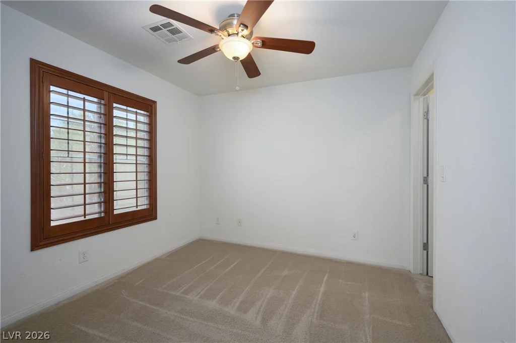 10027 Otterburn, Las Vegas, NV 89178