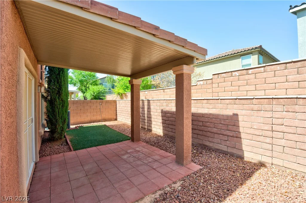 10027 Otterburn, Las Vegas, NV 89178