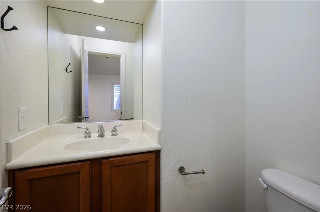 10027 Otterburn, Las Vegas, NV 89178