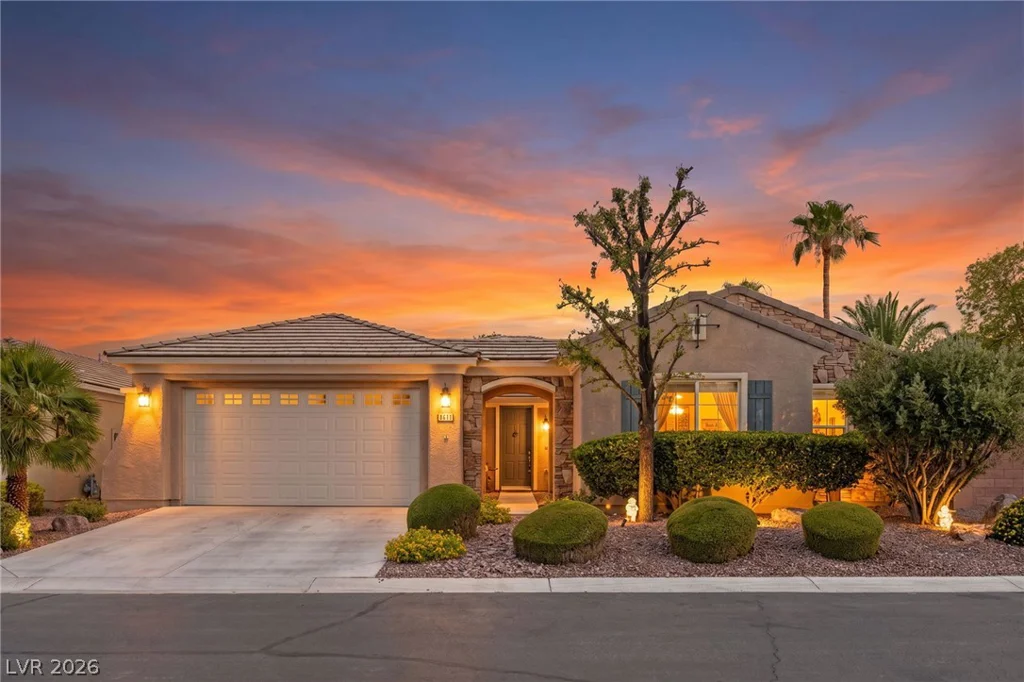 8611 Kennedy Heights, Las Vegas, NV 89131