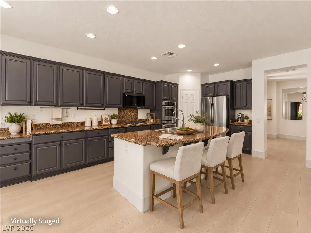 8611 Kennedy Heights, Las Vegas, NV 89131