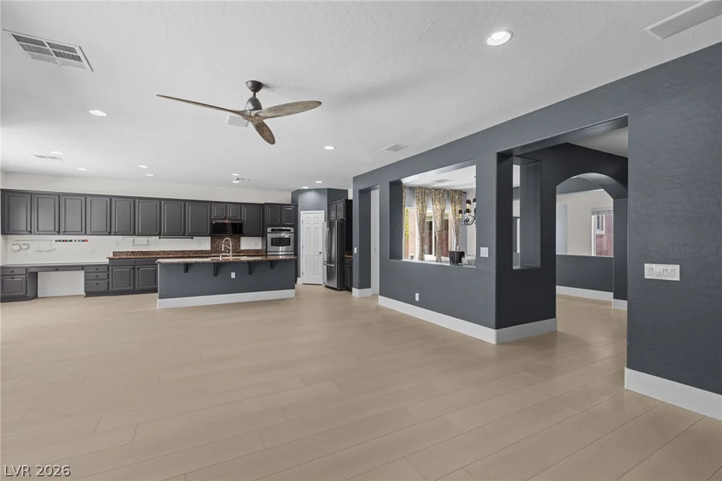 8611 Kennedy Heights, Las Vegas, NV 89131