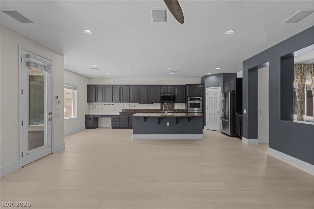 8611 Kennedy Heights, Las Vegas, NV 89131
