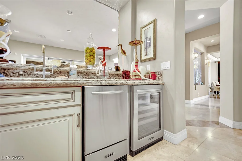 4231 San Alivia, Las Vegas, NV 89141