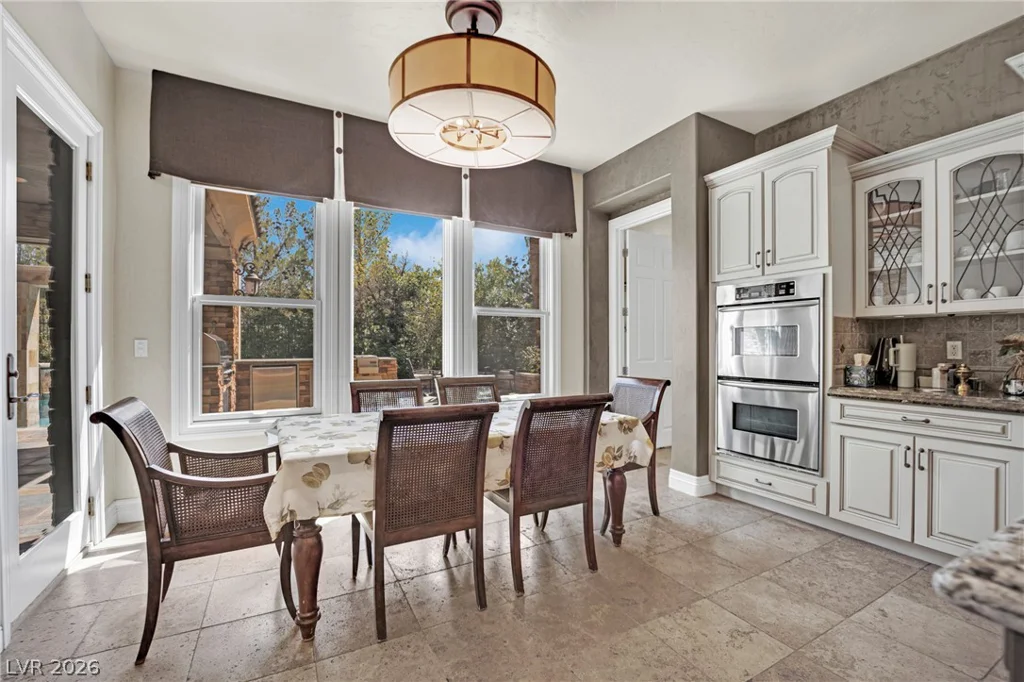 4231 San Alivia, Las Vegas, NV 89141