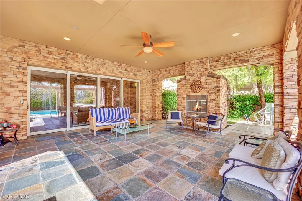 4231 San Alivia, Las Vegas, NV 89141