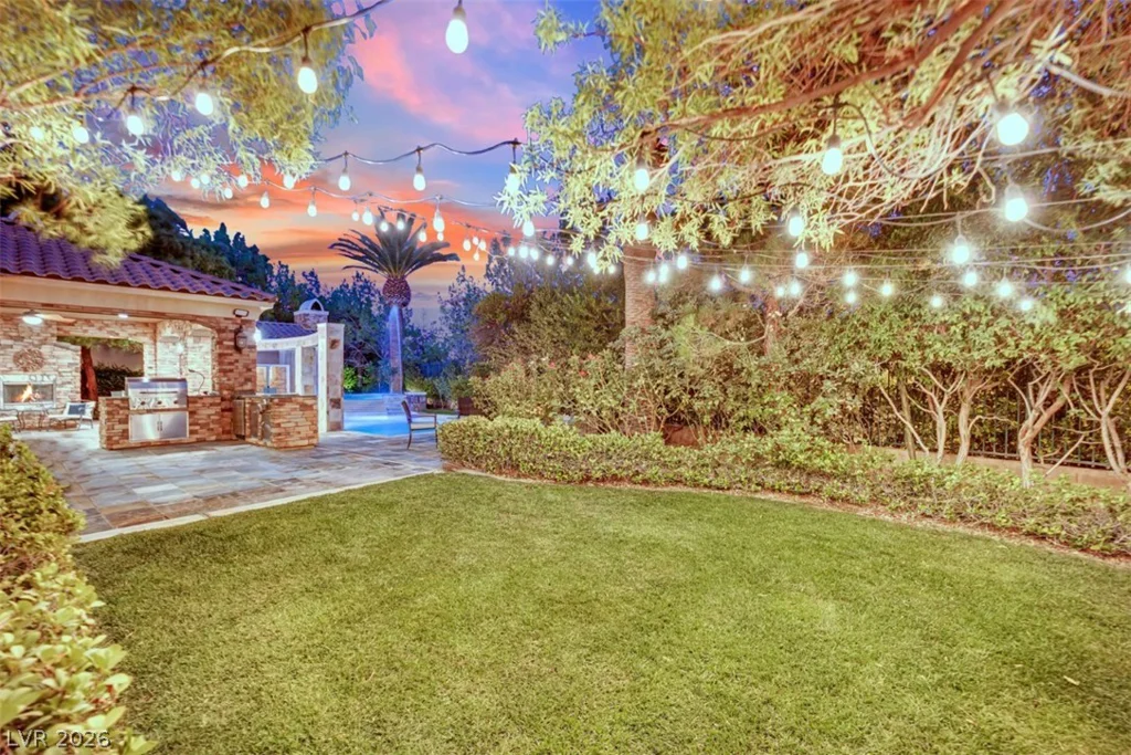 4231 San Alivia, Las Vegas, NV 89141
