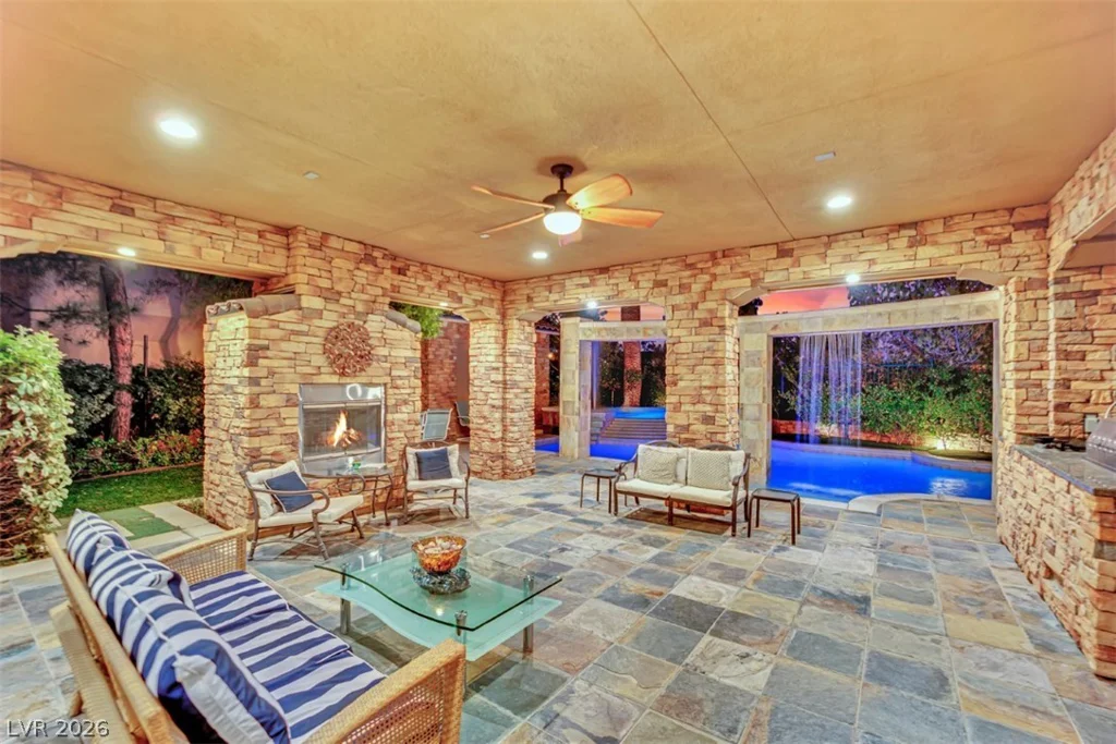 4231 San Alivia, Las Vegas, NV 89141
