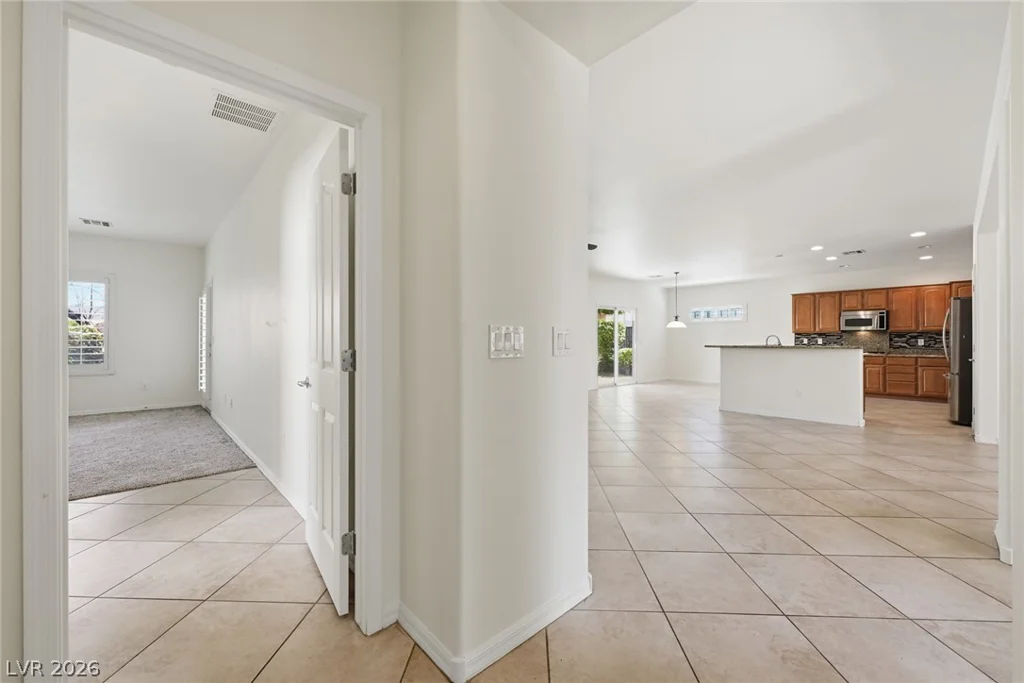 2100 Burtonsville, Henderson, NV 89044