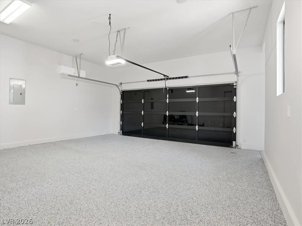 11321 Golden Chestnut, Las Vegas, NV 89135