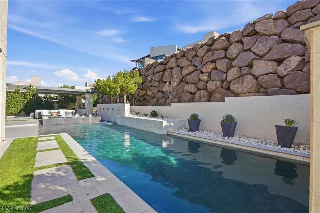 2211 Overlook Canyon, Henderson, NV 89052
