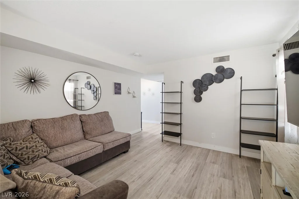 1404 Robin, Las Vegas, NV 89106