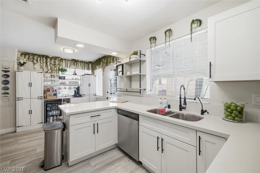 1404 Robin, Las Vegas, NV 89106