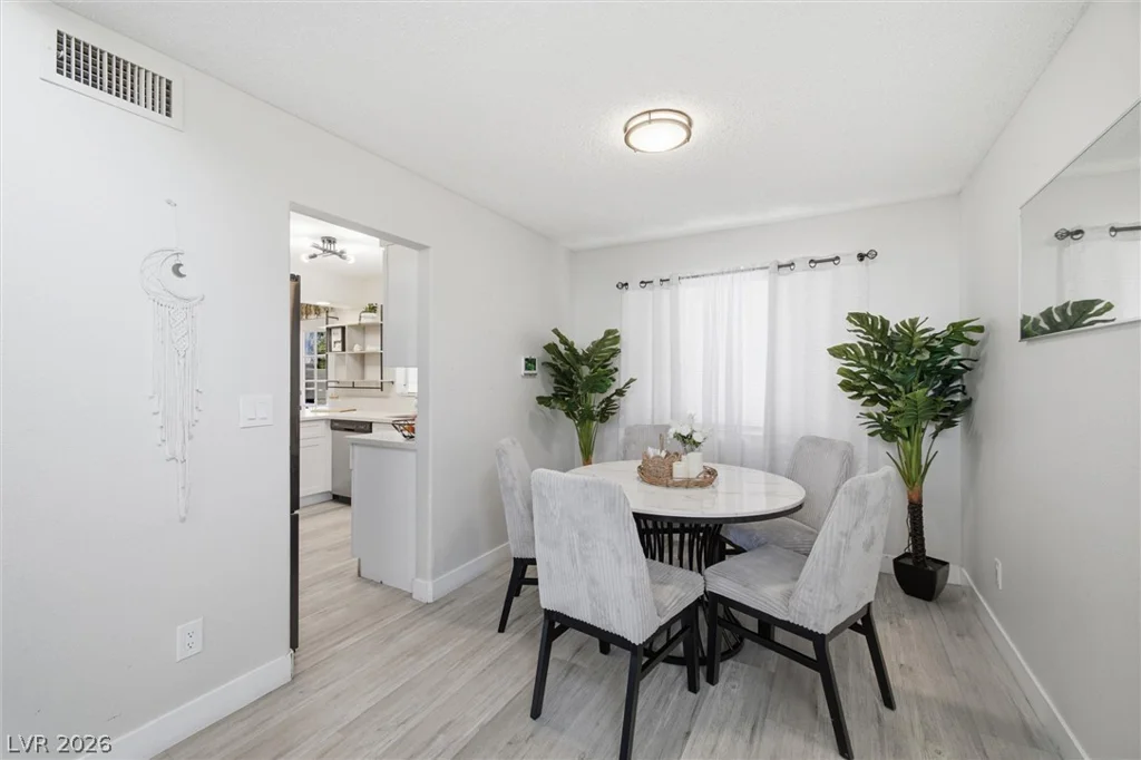 1404 Robin, Las Vegas, NV 89106