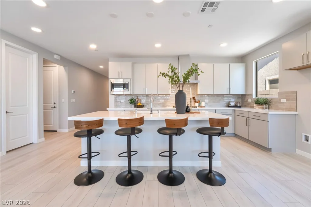 9229 Frazer, Las Vegas, NV 89166