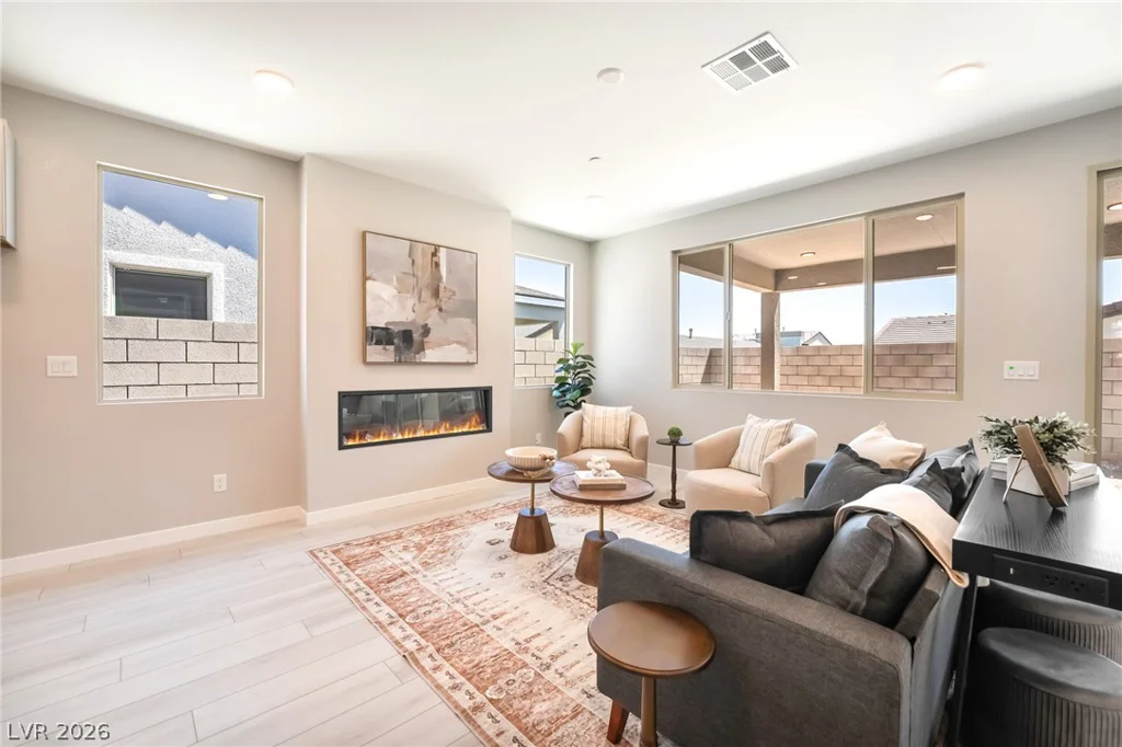 9229 Frazer, Las Vegas, NV 89166