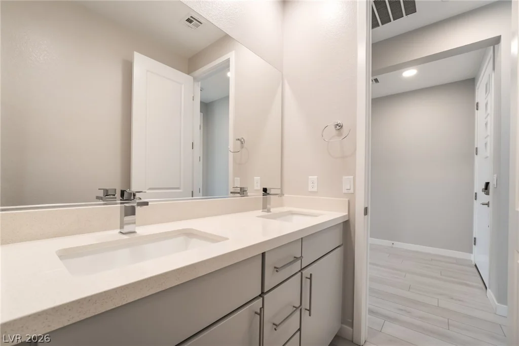 9229 Frazer, Las Vegas, NV 89166