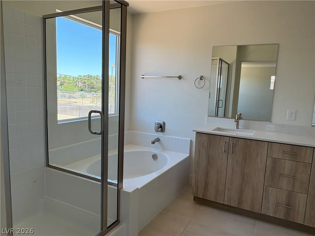 2484 Tom Collins, Las Vegas, NV 89121