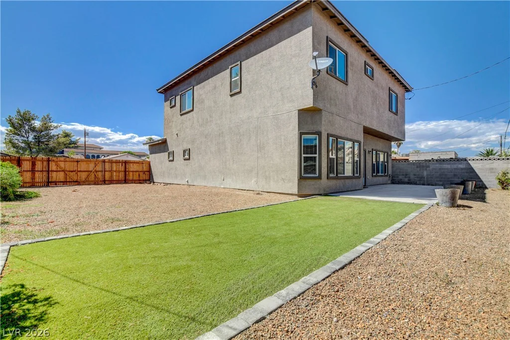 2313 Mariposa, Las Vegas, NV 89104