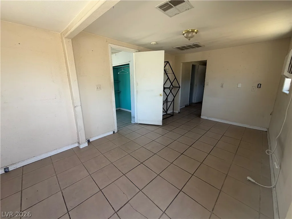 1824 Stanford, North Las Vegas, NV 89030