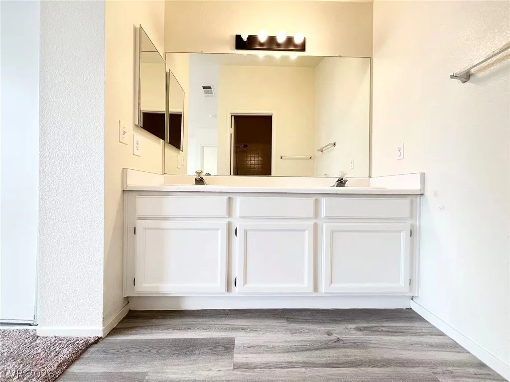 7209 Indian Path, Las Vegas, NV 89128