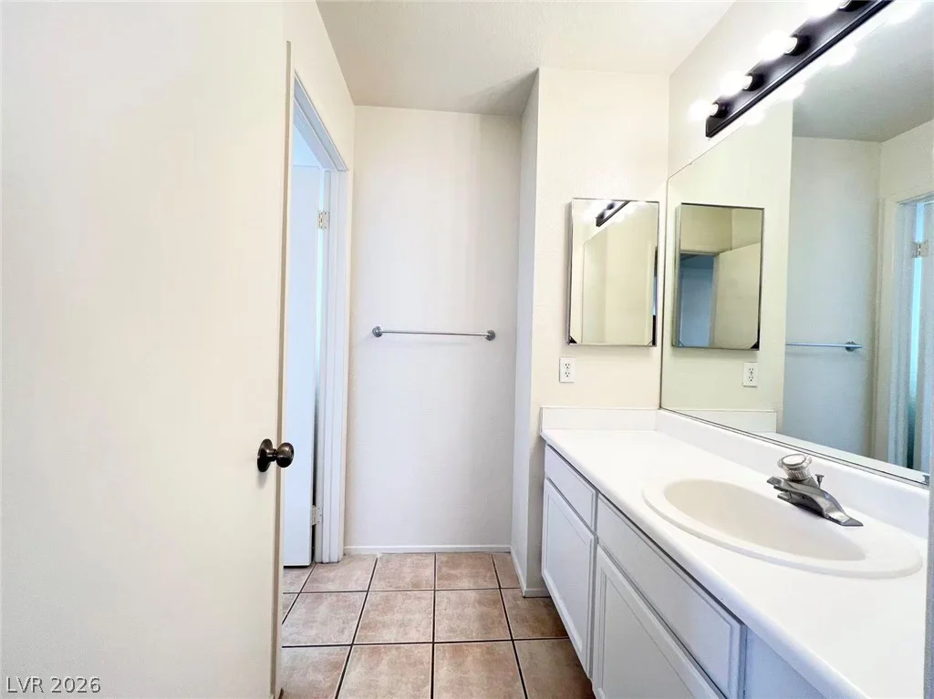 7209 Indian Path, Las Vegas, NV 89128