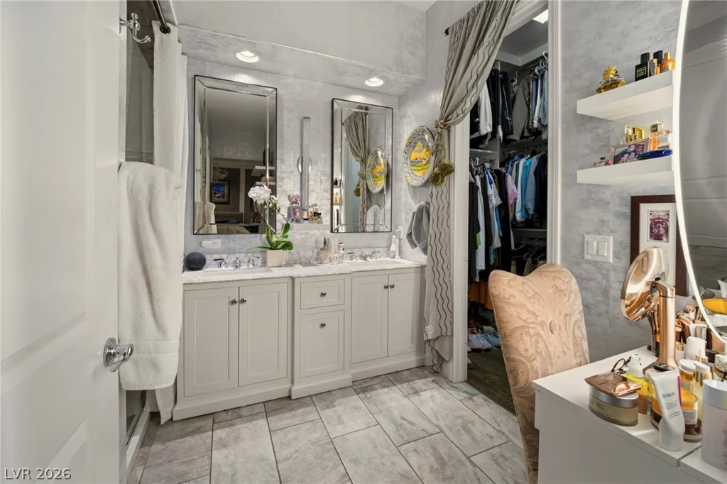 5677 Garriga, Las Vegas, NV 89135