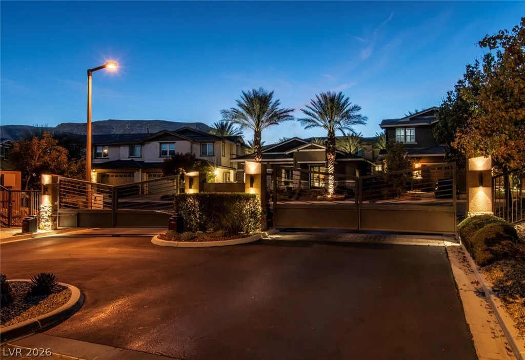 5677 Garriga, Las Vegas, NV 89135