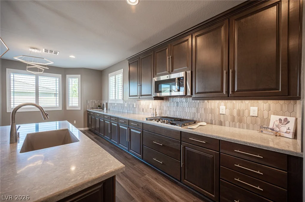 120 Mosso Niente, Henderson, NV 89011