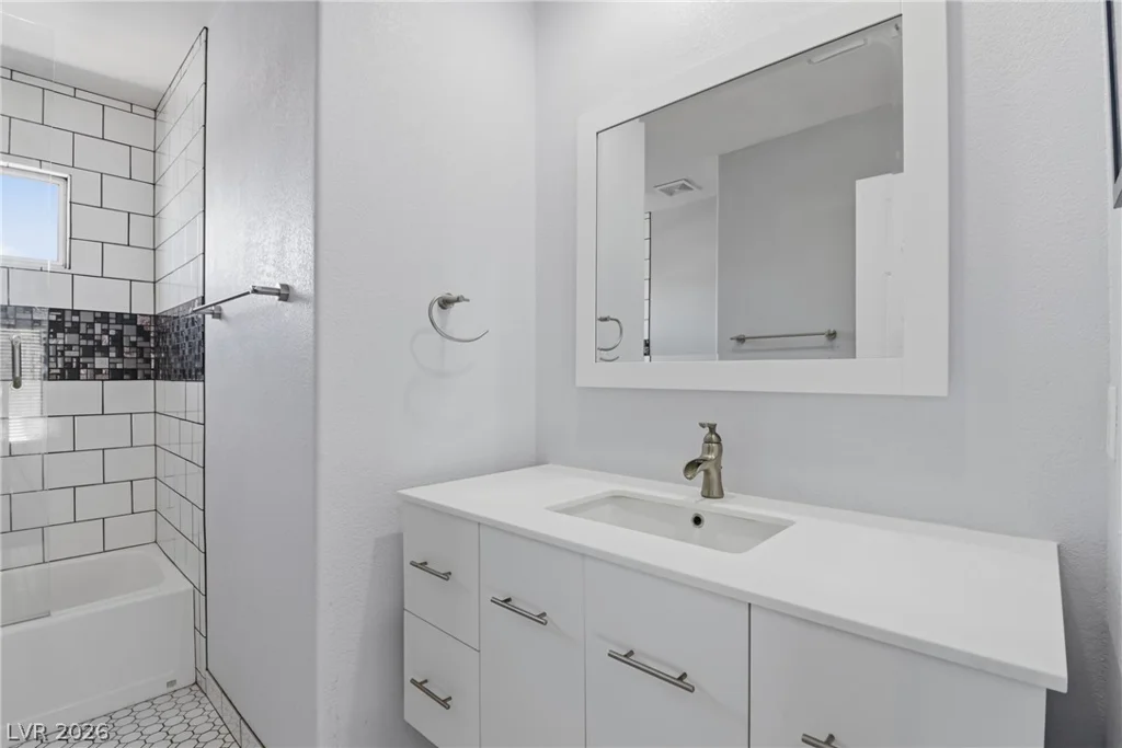 9200 Canalino, Las Vegas, NV 89134
