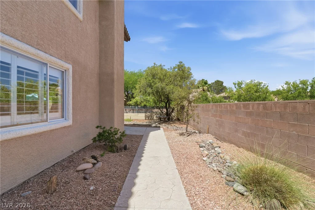 9200 Canalino, Las Vegas, NV 89134