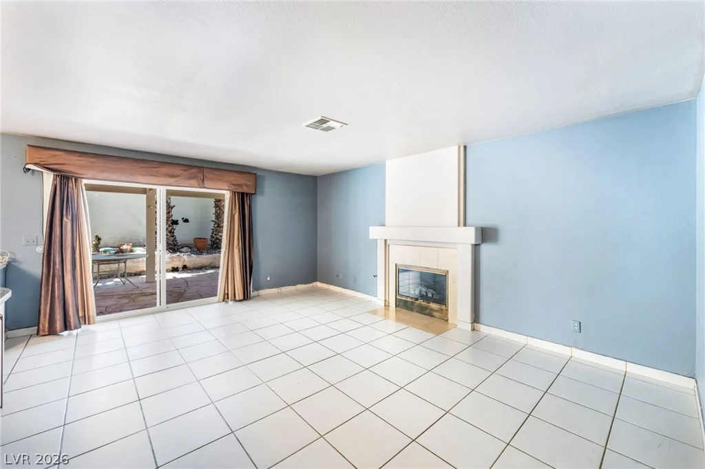 5441 Desert Valley, Las Vegas, NV 89149