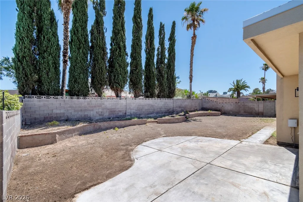 7705 Aplin, Las Vegas, NV 89145