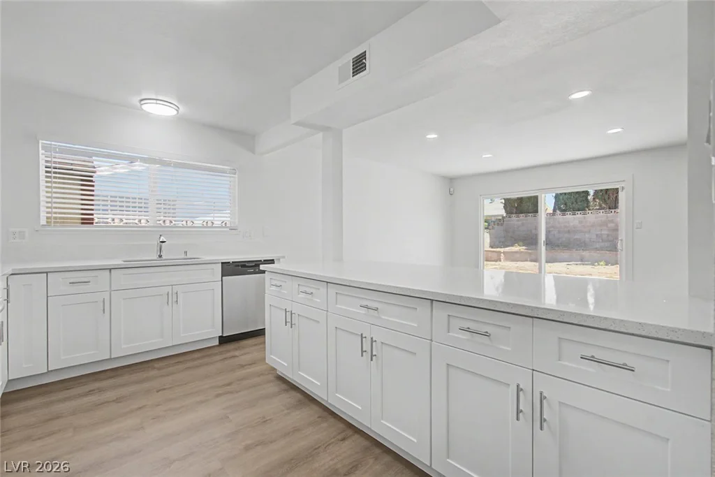 7705 Aplin, Las Vegas, NV 89145