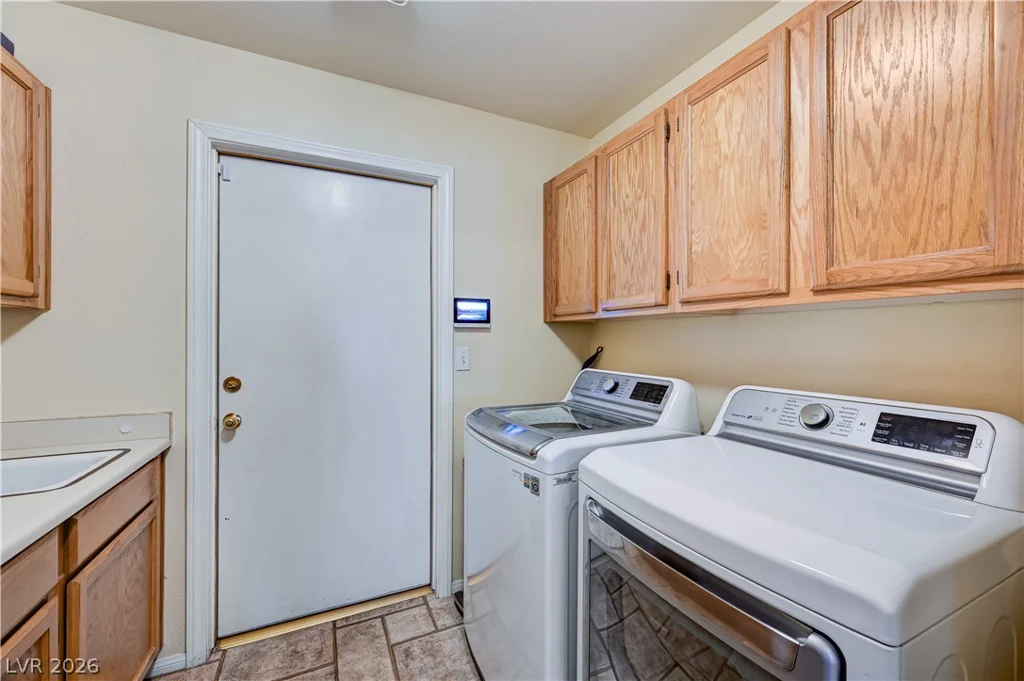 9505 Treasure Beach, Las Vegas, NV 89117