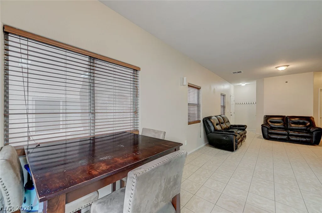 6531 Ozzie Harriet, Las Vegas, NV 89122