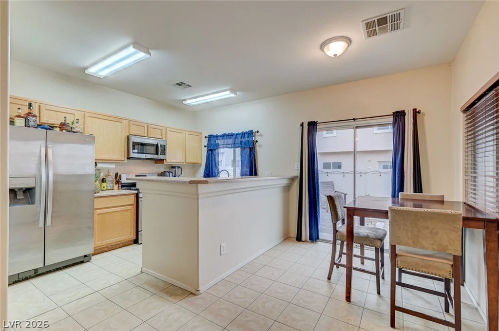 6531 Ozzie Harriet, Las Vegas, NV 89122