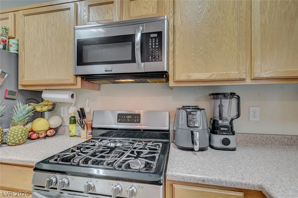 6531 Ozzie Harriet, Las Vegas, NV 89122
