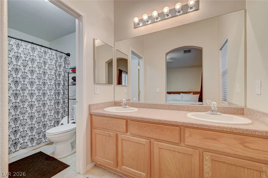 6531 Ozzie Harriet, Las Vegas, NV 89122