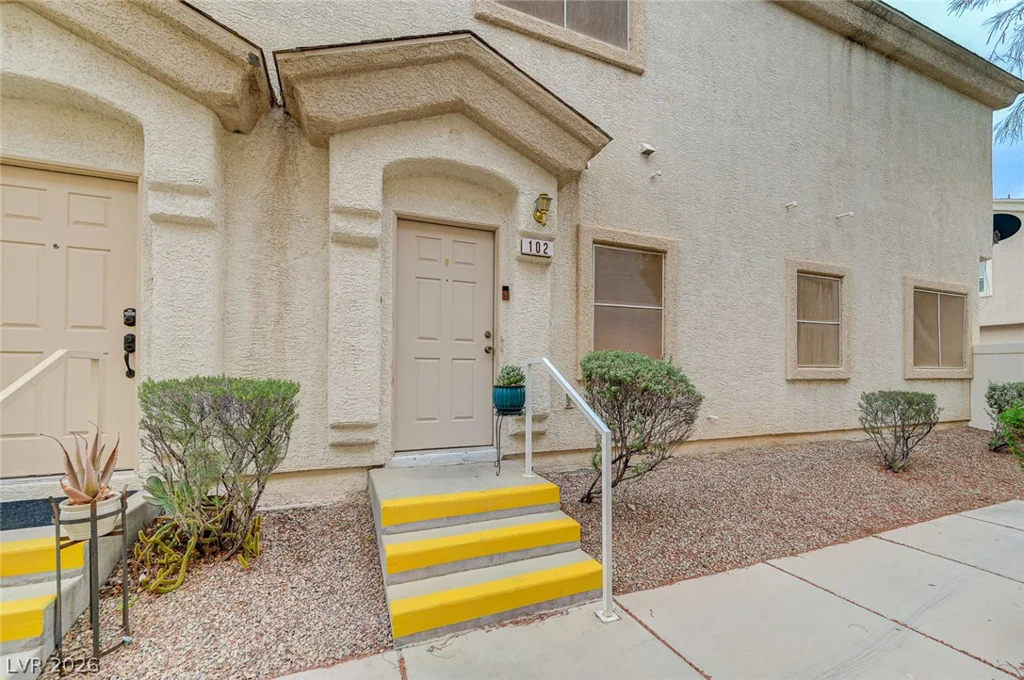 6531 Ozzie Harriet, Las Vegas, NV 89122