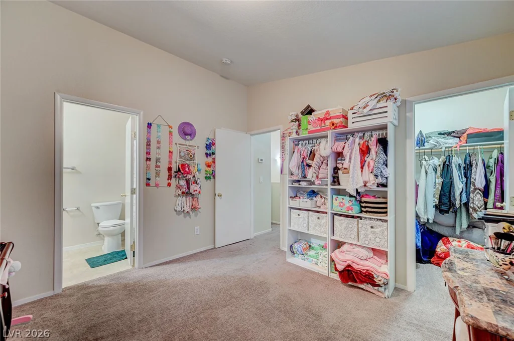 6531 Ozzie Harriet, Las Vegas, NV 89122