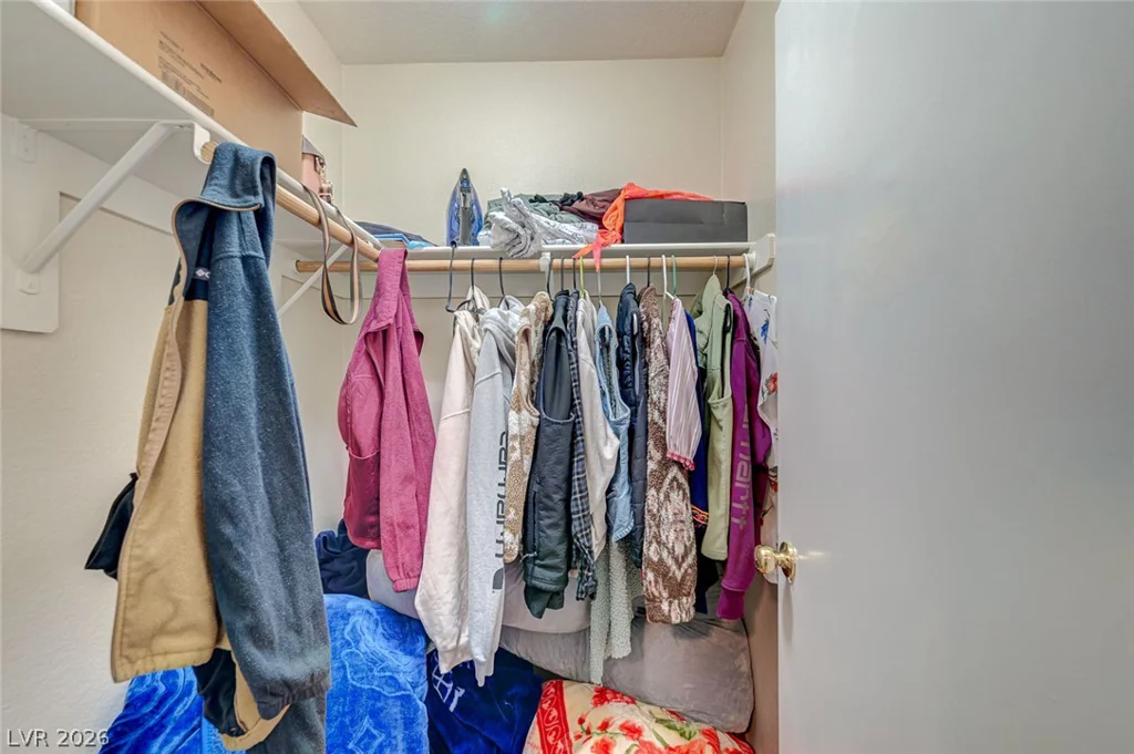 6531 Ozzie Harriet, Las Vegas, NV 89122