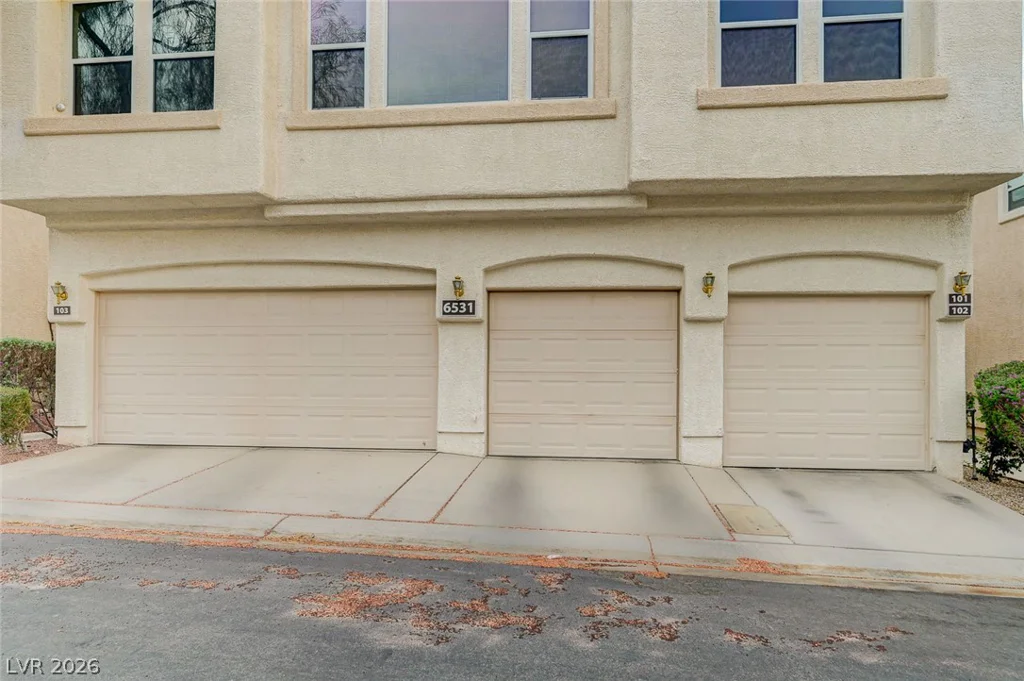6531 Ozzie Harriet, Las Vegas, NV 89122