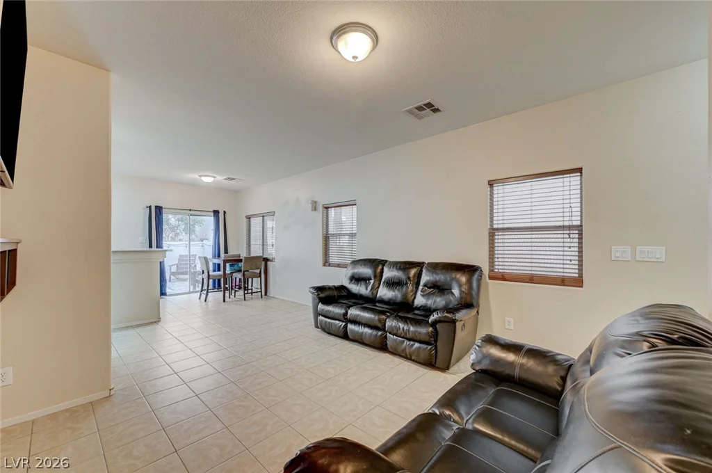 6531 Ozzie Harriet, Las Vegas, NV 89122