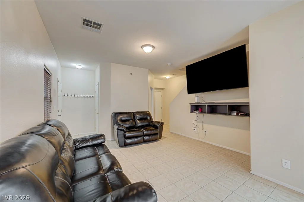 6531 Ozzie Harriet, Las Vegas, NV 89122
