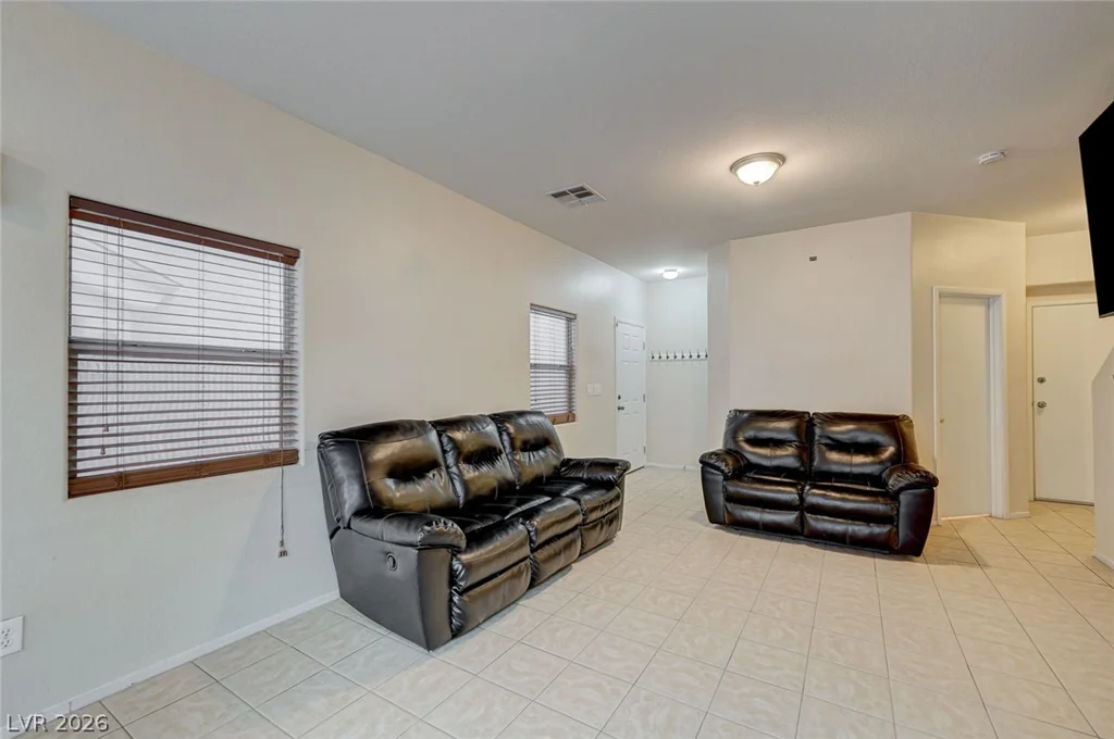 6531 Ozzie Harriet, Las Vegas, NV 89122