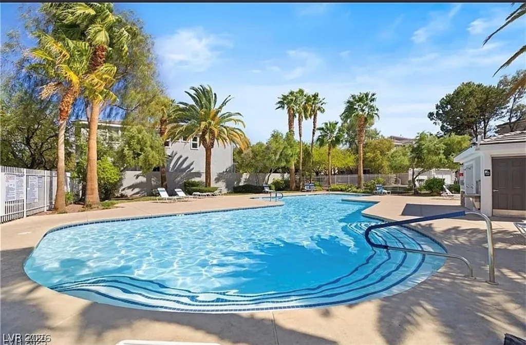 237 Kindred Point, Henderson, NV 89052