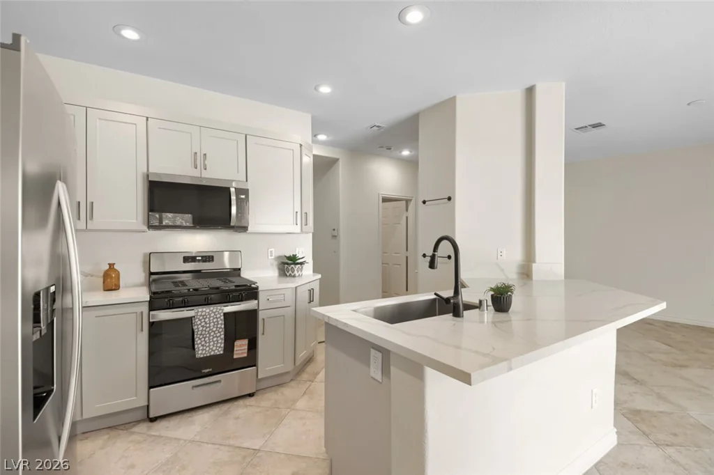 237 Kindred Point, Henderson, NV 89052